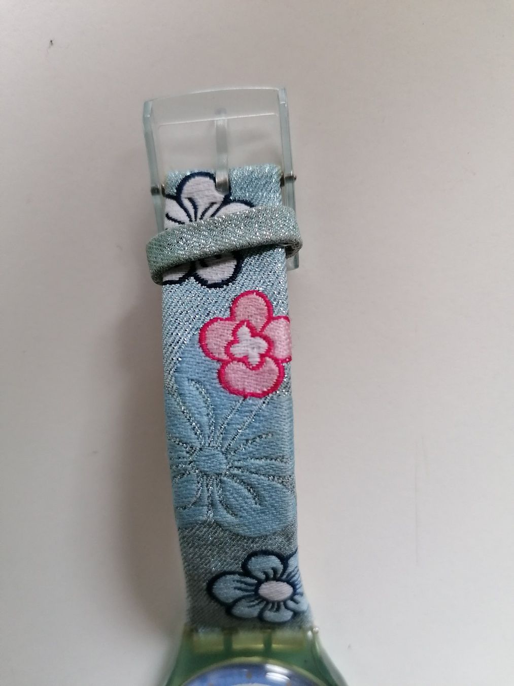 Swatch Orologi: Swatch von 2001, Nr. 242 – Usato da Bottmingen venduto da dah_cfj9 3