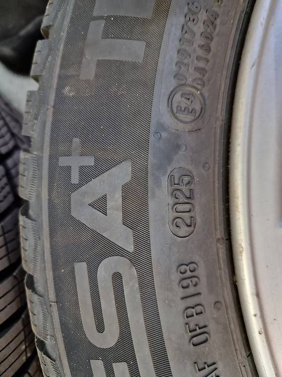 Cerchioni: Bmw e46 Felgen + Winter Reifen  – Usato da Niedergösgen venduto da Zecinha 2