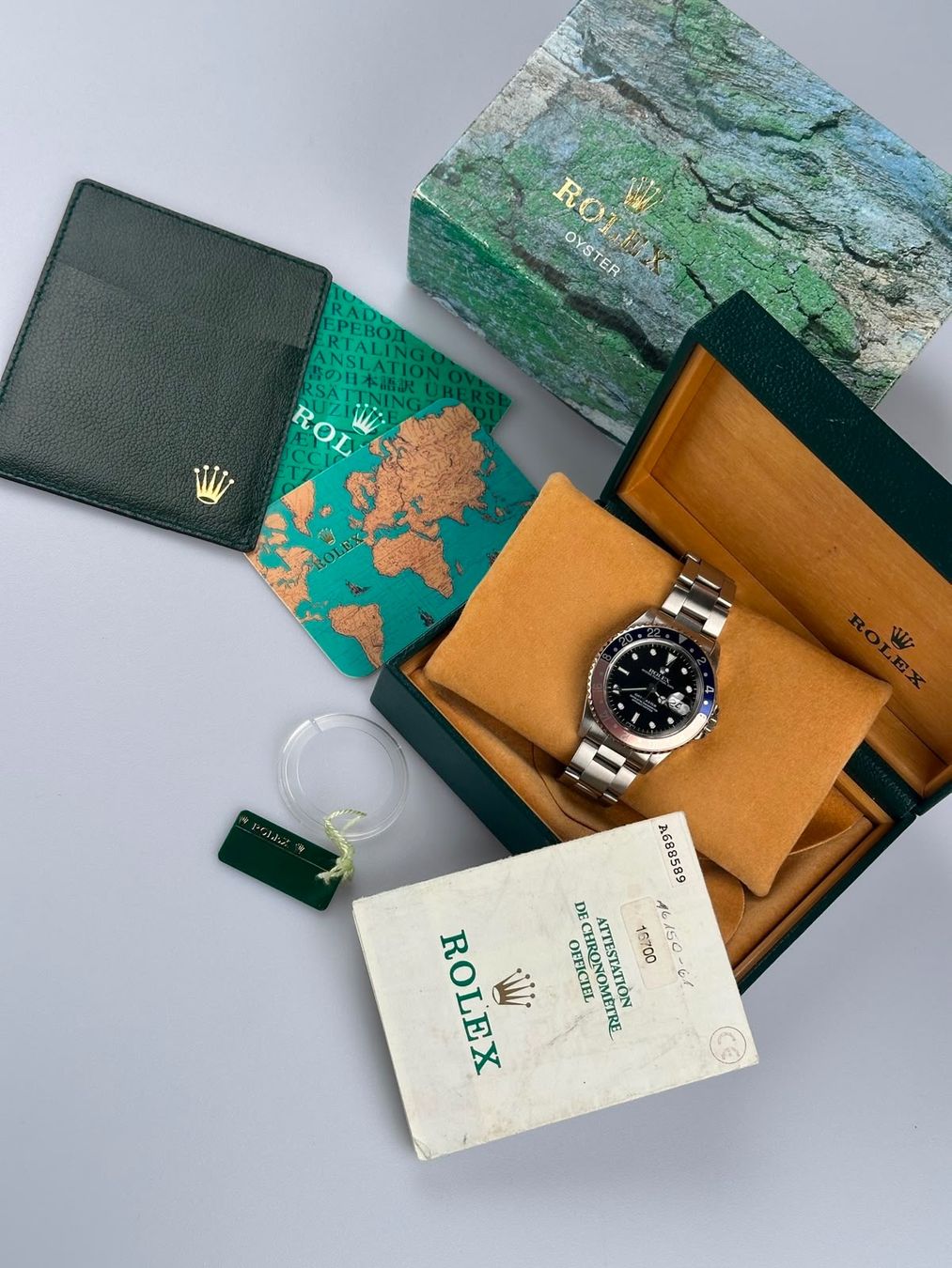 Rolex Montres: Rolex GMT-Master Pepsi Ref. 16700 im Fullset – D'occasion à St. Gallen par TrokulWatches
