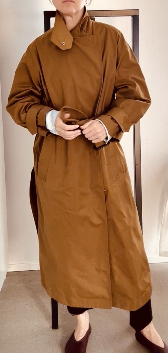 Comptoir des Cotonniers Cappotti: Comptoir des Cotonniers Oversized Trenchcoat – Usato da Zürich venduto da eka_5xfb 3