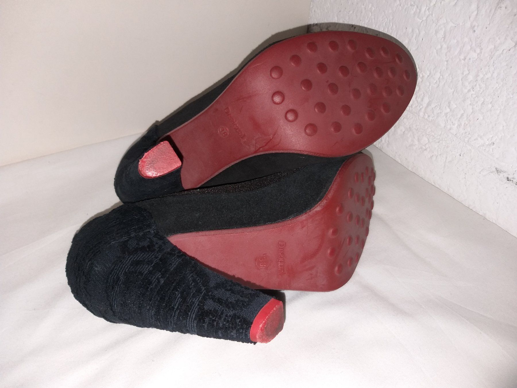 Desigual Damenschuhe: Chaussures/Schuhe DESIGUAL  Pointure/Nummer 38 – Gebraucht aus Cossonay-ville von Super-Price-Quality 4