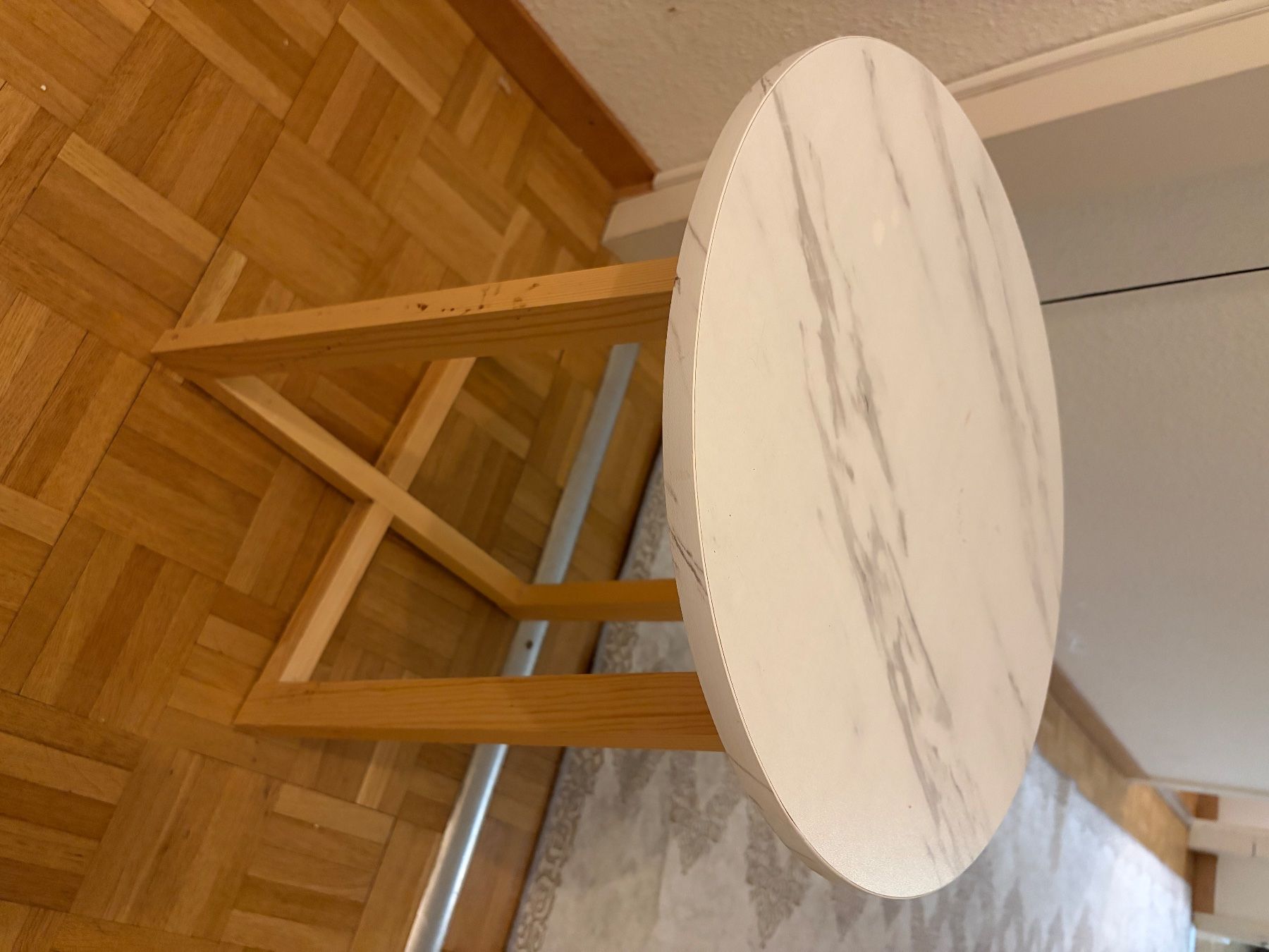 Tables: 2 tables basses – Neuf (Voir description) à Geneve par sha_2dln