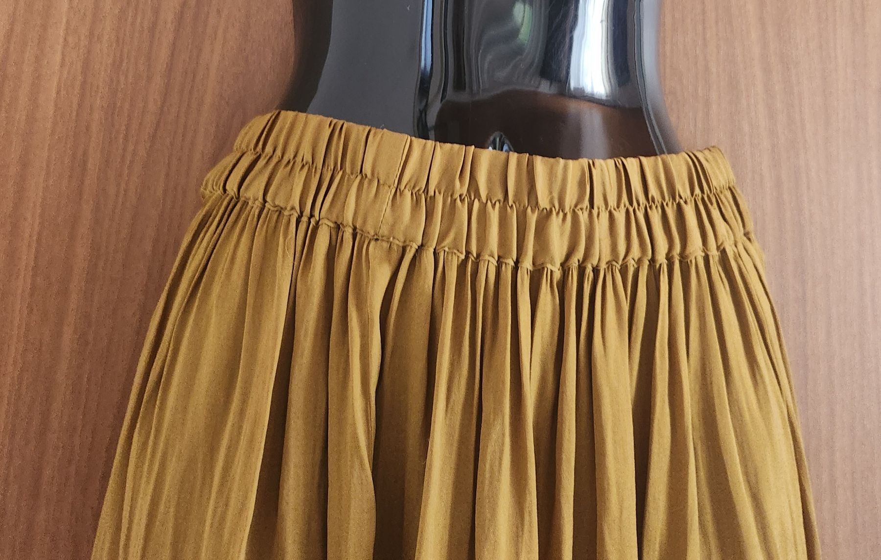 Gonne: Jupe longue Monoprix couleur moutarde taille L   – Usato da Niedergösgen venduto da Eva2410 2