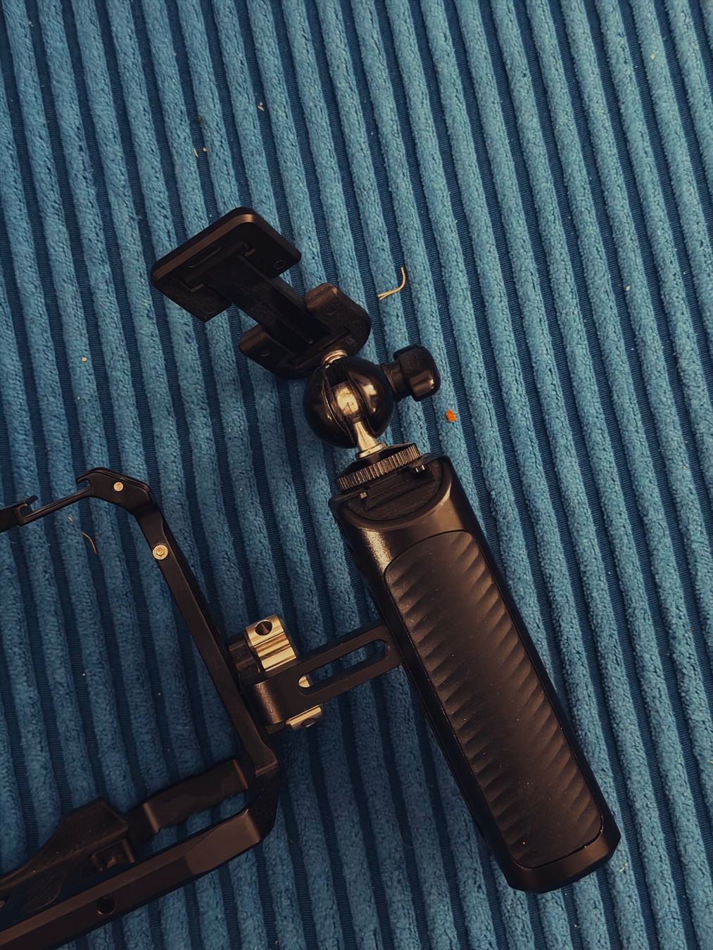 Smallrig Altri Accessori: SmallRig Video Rig Sony Alpha 7iii – Usato da Ausserberg venduto da molvin95 1