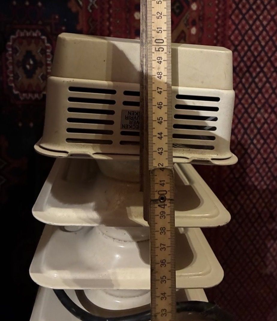 König Radiateurs: Radiator, Heizkörper Koenig, – D'occasion à Urnäsch par schneewittli. 5