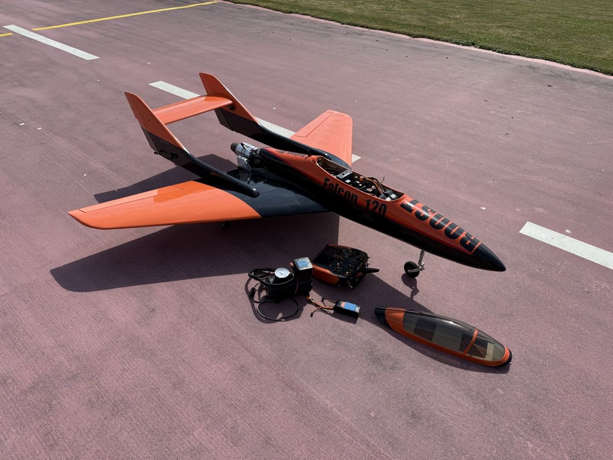 Modellismo RC: Super Falcon 120 mit Turbine – Usato da Untersiggenthal venduto da mash10 1