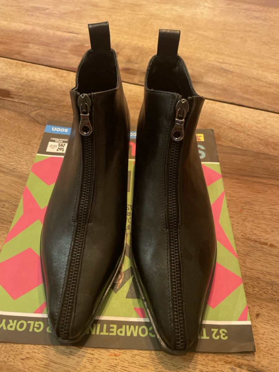 Scarpe da donna: Stiefeletten Leder Schwarz Gr 36 – Nuovo (secondo la descrizione) da zürich venduto da ningsih 1