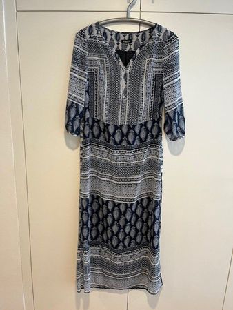 Elegantes Kleid Marke CAROLL ***NEU***💙🤍💙
