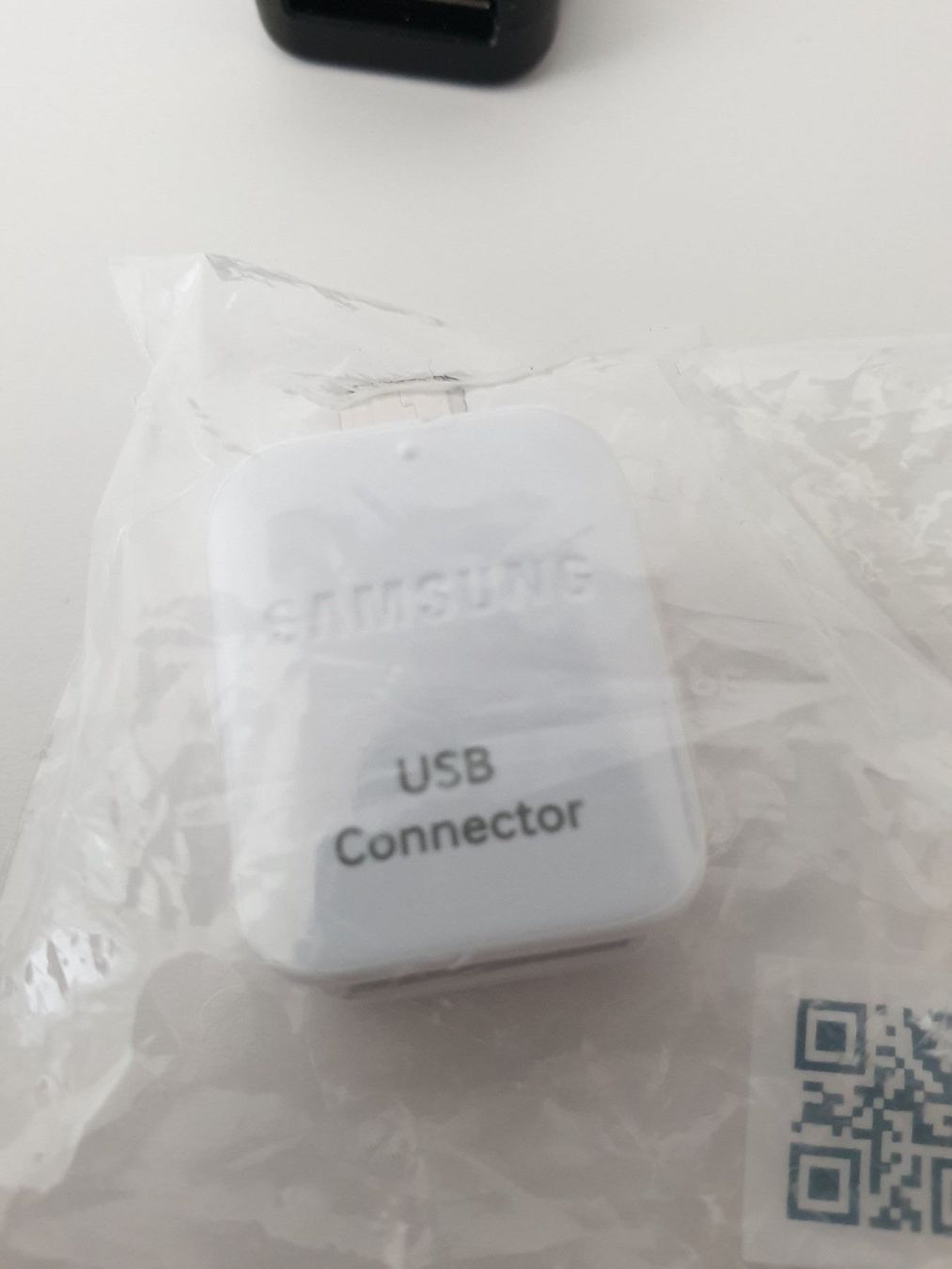 Samsung Unità & Adattatore: Samsung Handy USB Connector neu. – Nuovo e nell'imballaggio originale da Zürich venduto da Leica.C89 1
