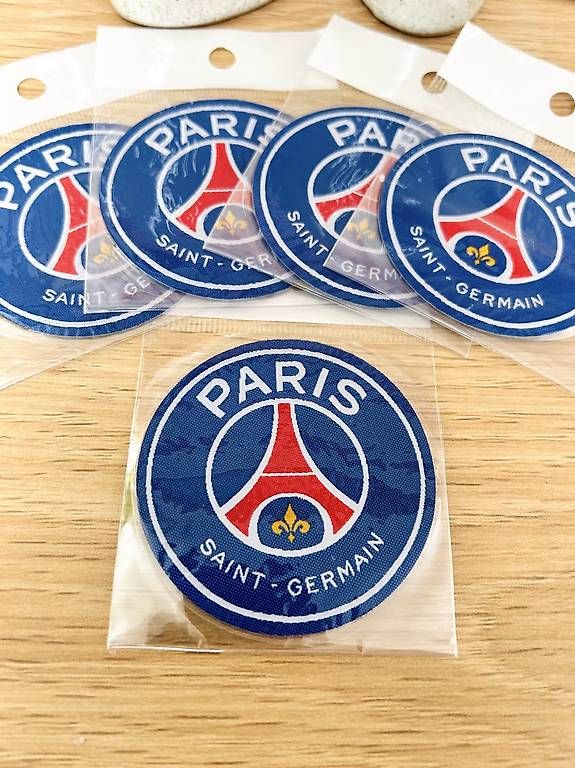 Plaquettes & Badges: PSG patch football badge – D'occasion à Colombier VD par Xzbit 1