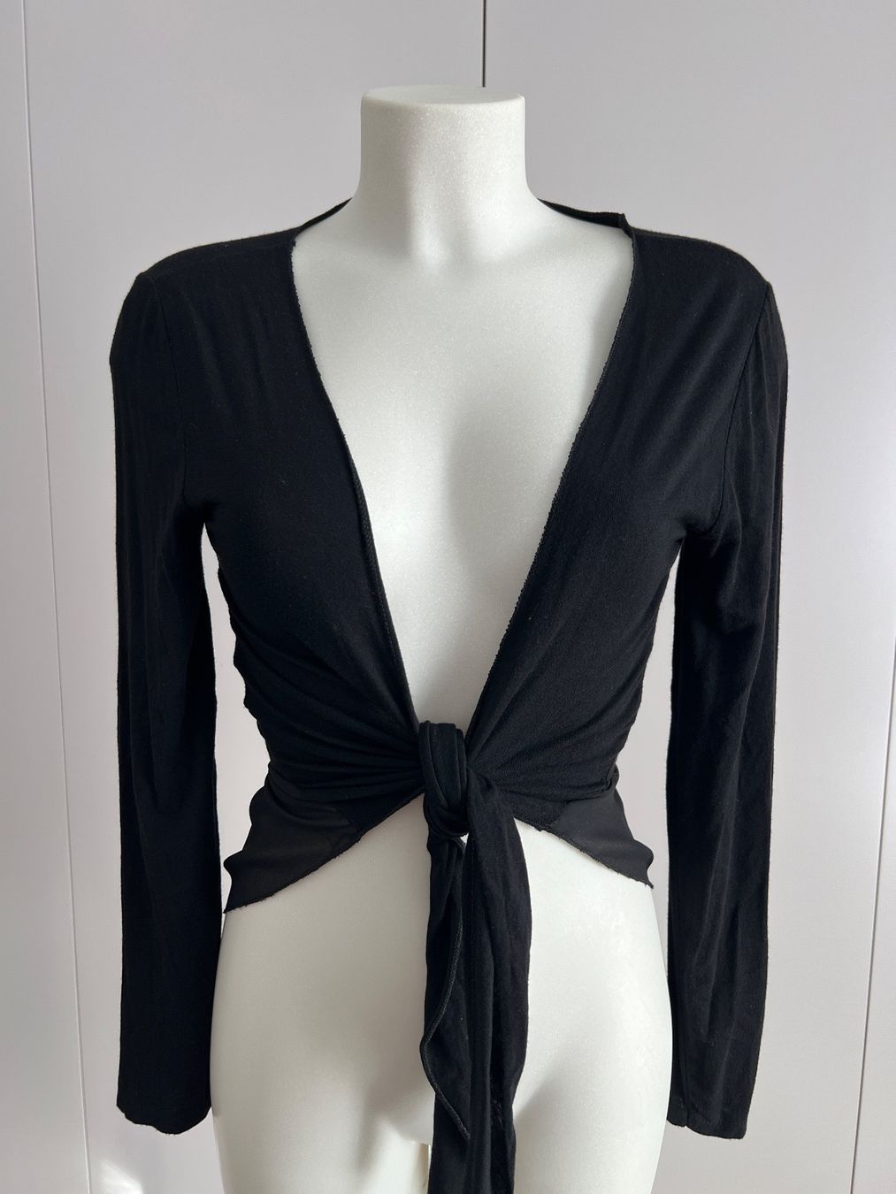 Gilets & Westen: Black long sleeve vest - 1 size – Neu (gemäss Beschreibung) aus Cama von UnleashdByAna 3