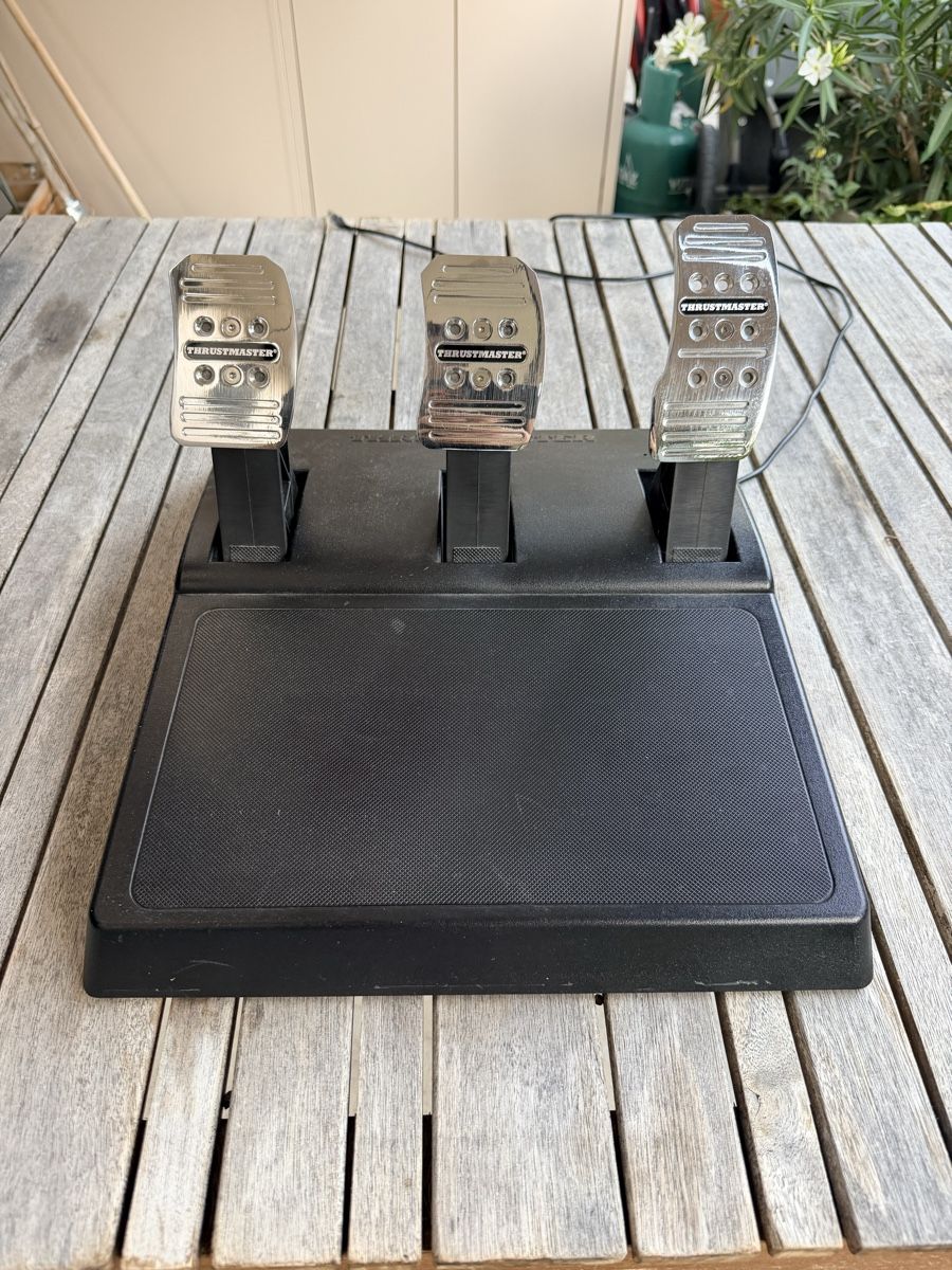 Thrustmaster Controller: Thrustmaster Ts-Xw P310 + Thrustmaster TH8A Schaltung – Usato da Zürich venduto da thebensch 4