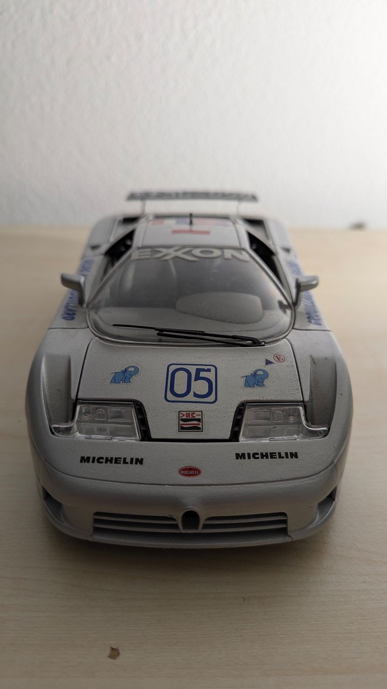 Bugatti Modellautos: Bugatti  Modellauto Silber – Gebraucht aus oftringen von Steinbruch