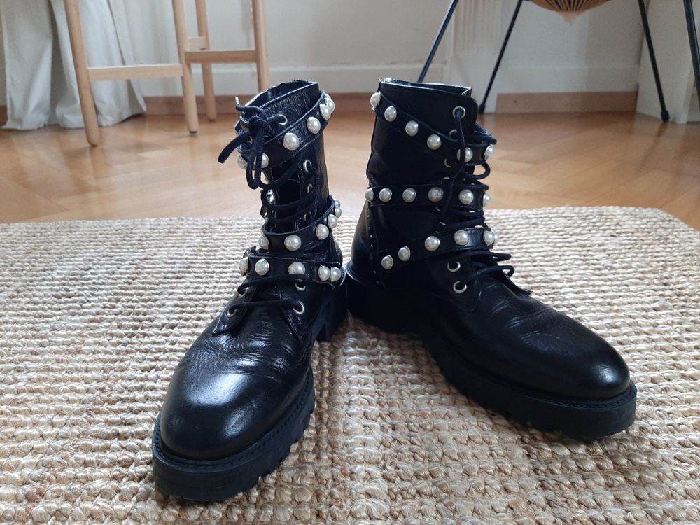 Bottines avec perles clearance zara