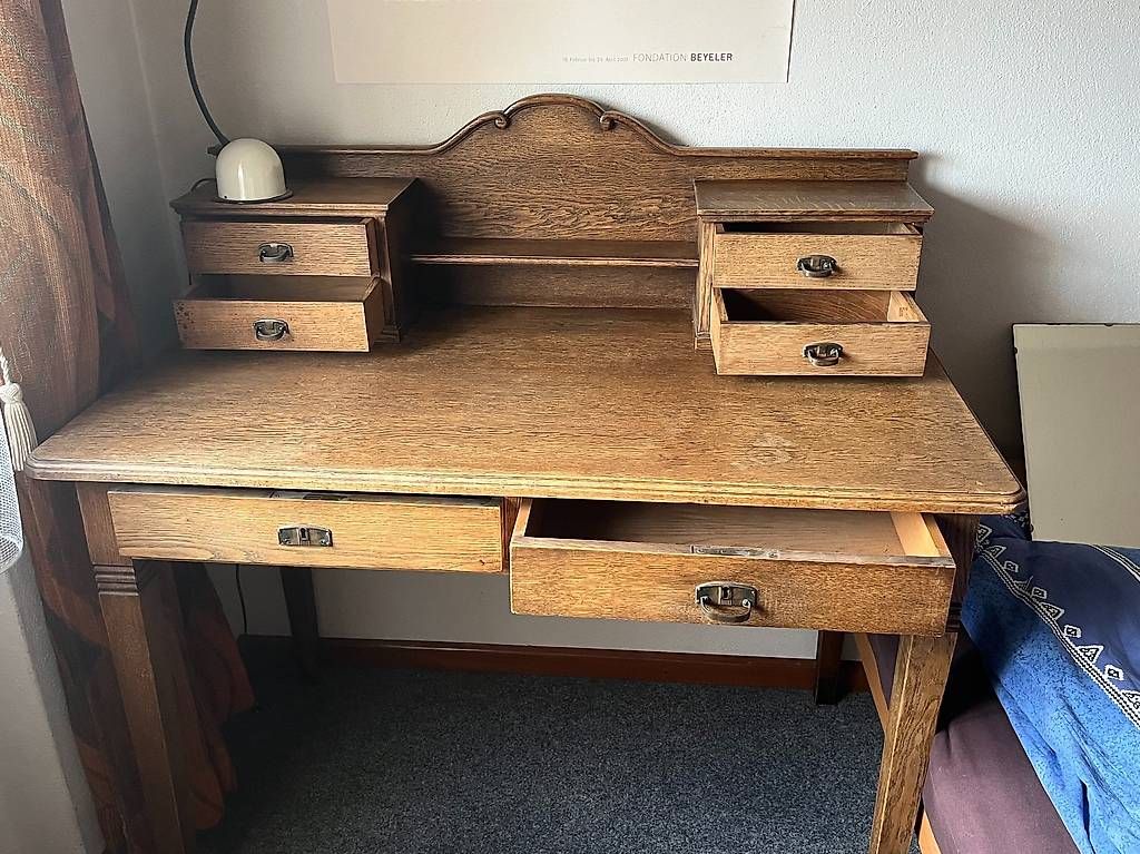 Scrivanie: Joli petit bureau ancien – Usato da Courgenay venduto da hello152 1