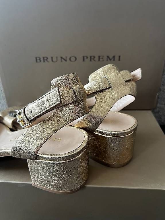 Scarpe da donna: Bruno Premi Sandalen Gr.39 – Usato da Zürich venduto da Magali018 3