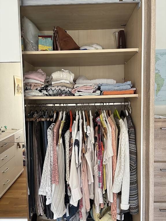 Armadi: Kleiderschrank B207 cm/H220/T70cm – Usato da Zürich venduto da Santolimona 1