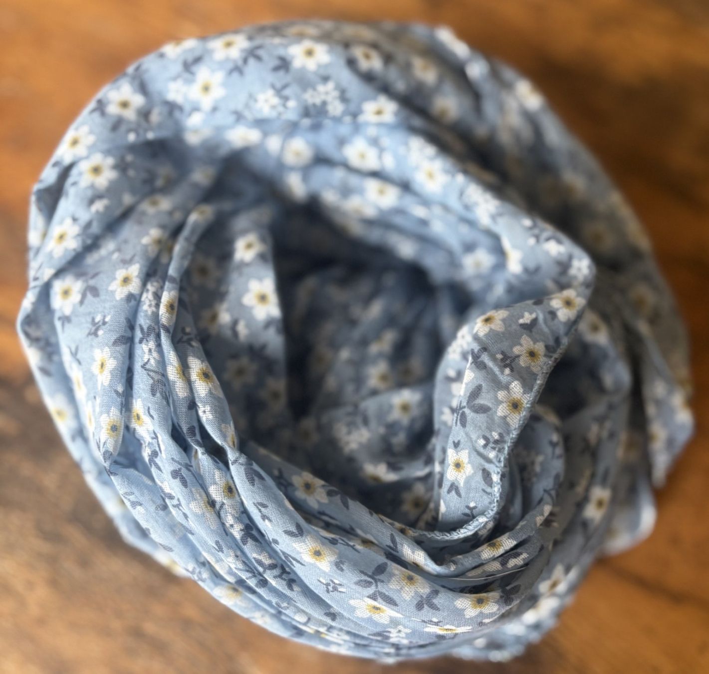 Foulards, Tücher & Schals: FOULARD COTON ET SOIE!! – Neu und originalverpackt aus Locarno von NicoNion