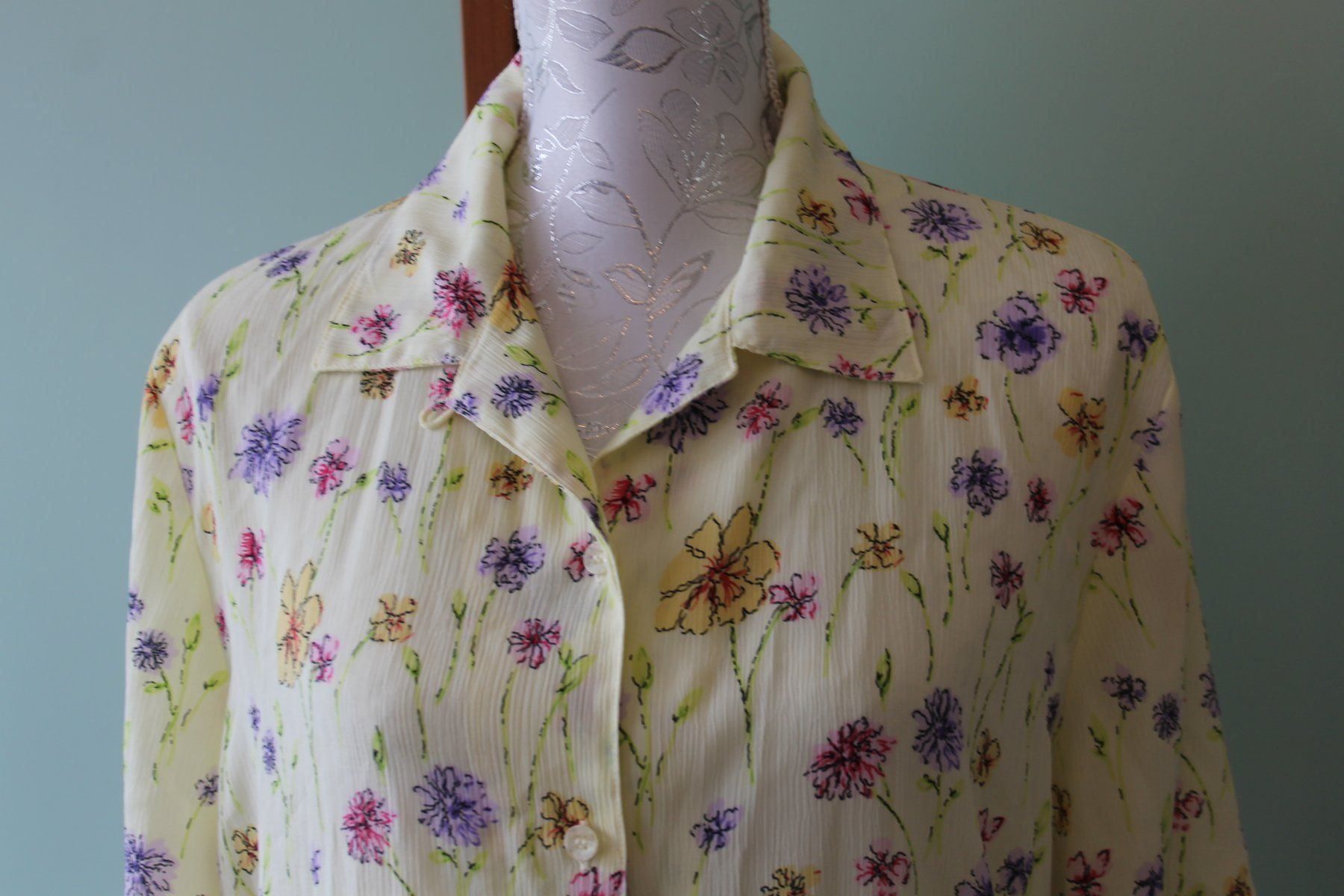Camicette: Bluse von *DAMART* – Usato da Schaan venduto da antikes_und_kurioses 1