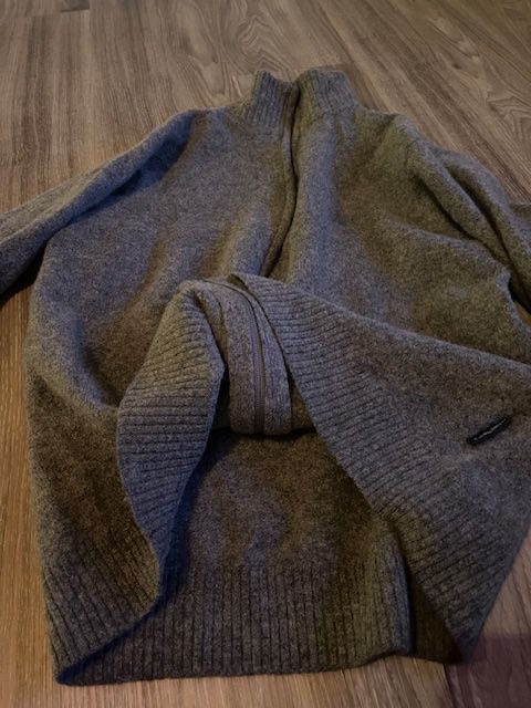 Maglioni & Felpe: 100% Wolle Strickjacke Gr 38/40 – Usato da Neerach venduto da romiping 2