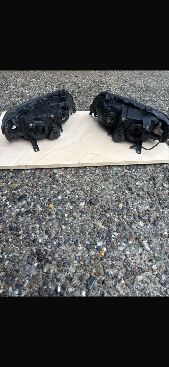 Tutti pezzi di ricambio auto: Bmw x5 e53 Scheinwerfer – Usato da Ostermundigen venduto da M45m78m01 2