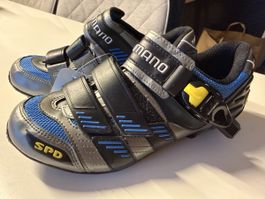 Chaussures de vélo SPD Shimano, taille 37, parfait état