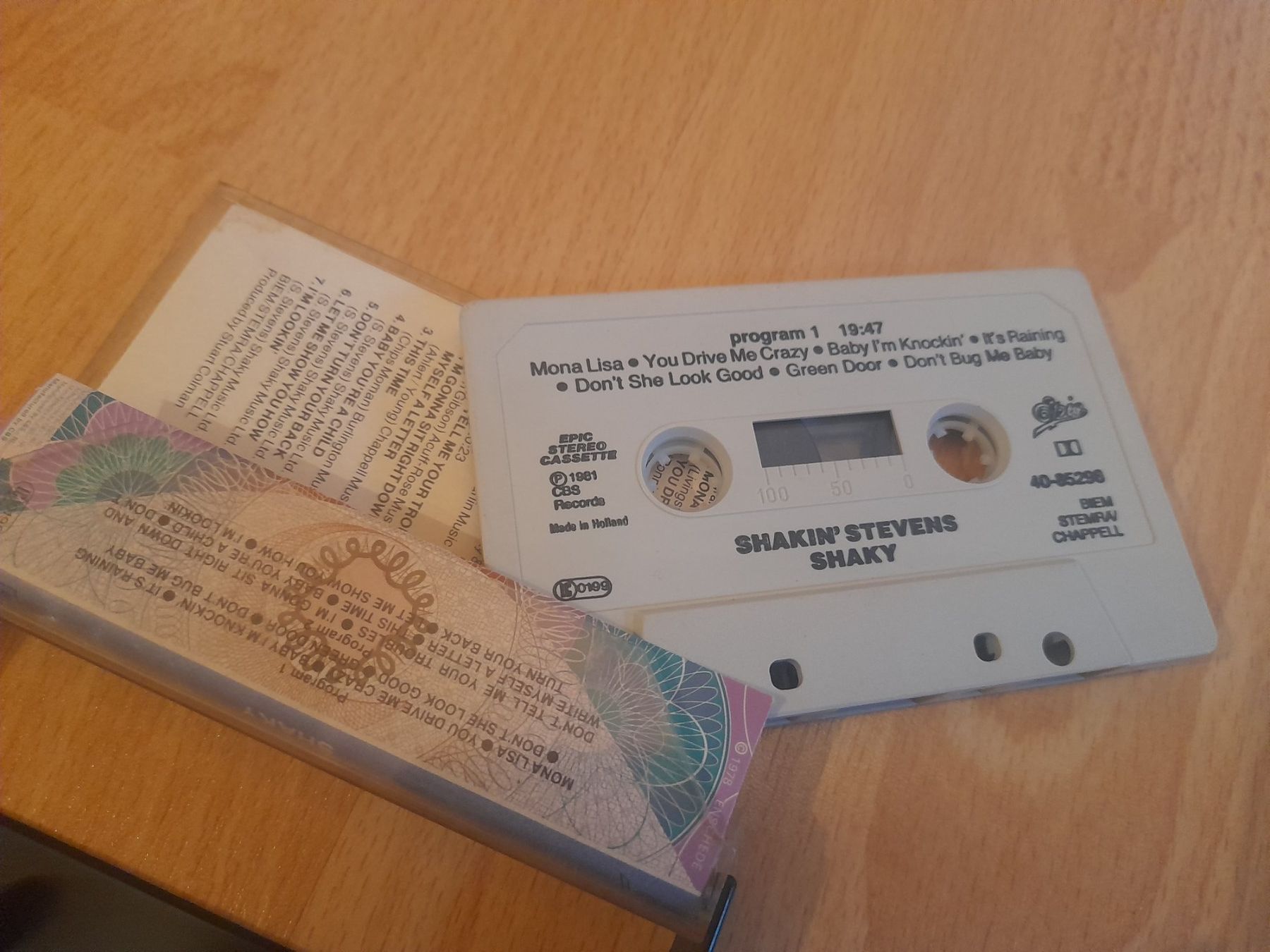 Kompaktkassetten: Shakin' Stevens - Shaky Musikkassette – Gebraucht aus Lustmühle von chevi03 1