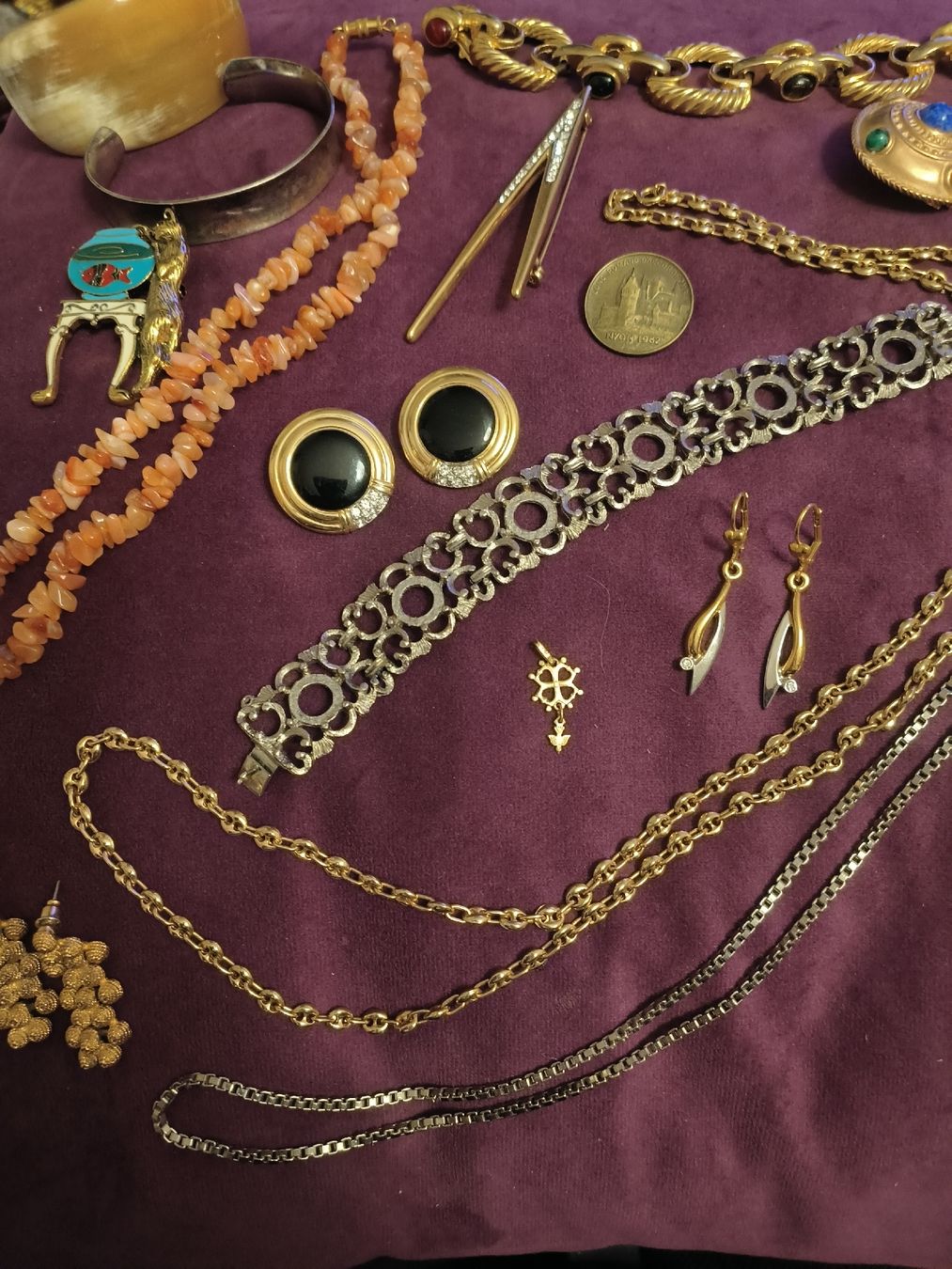 Altri gioielli: lot bijoux divers  – Usato da Pampigny venduto da Nathbn 2