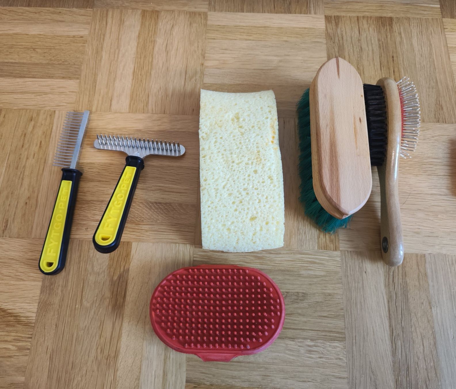 Contenitori & Simili: Tierpflege Set mit Aufbewahrungsbox – Nuovo (secondo la descrizione) da Reinach BL venduto da chilller92 2
