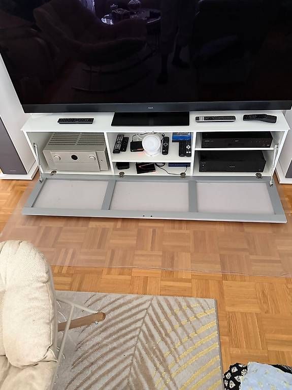 TV Möbel: Sonorous  – Gebraucht aus rolle von sinani03 2