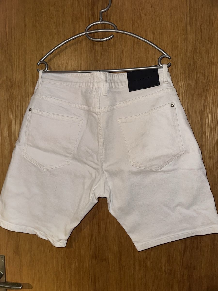 Zara Hosen: Herren Shorts - weiss, Grösse 44 – Gebraucht aus Bazenheid von mrslvtdc 1
