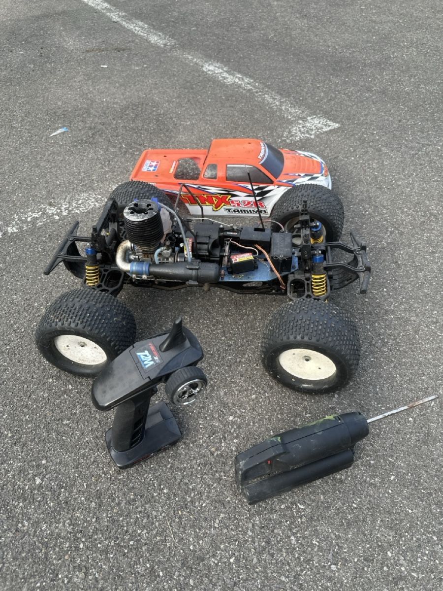 Tamiya Modellismo RC: Tamiya TNX 52R mit Fernsteuerung  – Difettoso da Weinfelden venduto da Fox770