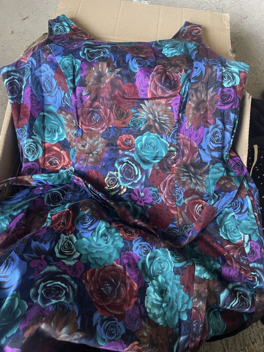 Vestiti: Tolles Kleid – Usato da Wattwil venduto da Weinachtsmann