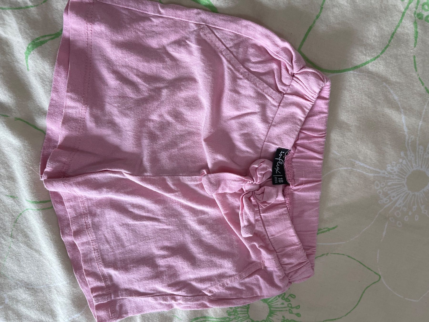Pantaloni: Shorts Bebe fille 18 mois – Usato da MARLY venduto da AISLEE