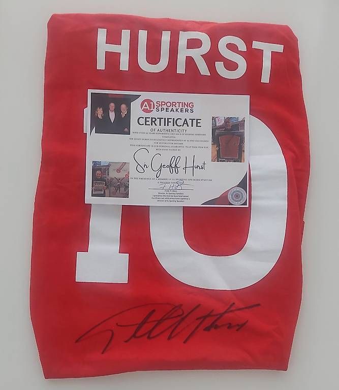Autographes: England Geoff Hurst autogramm – D'occasion à Zürich par mag_y68h 2