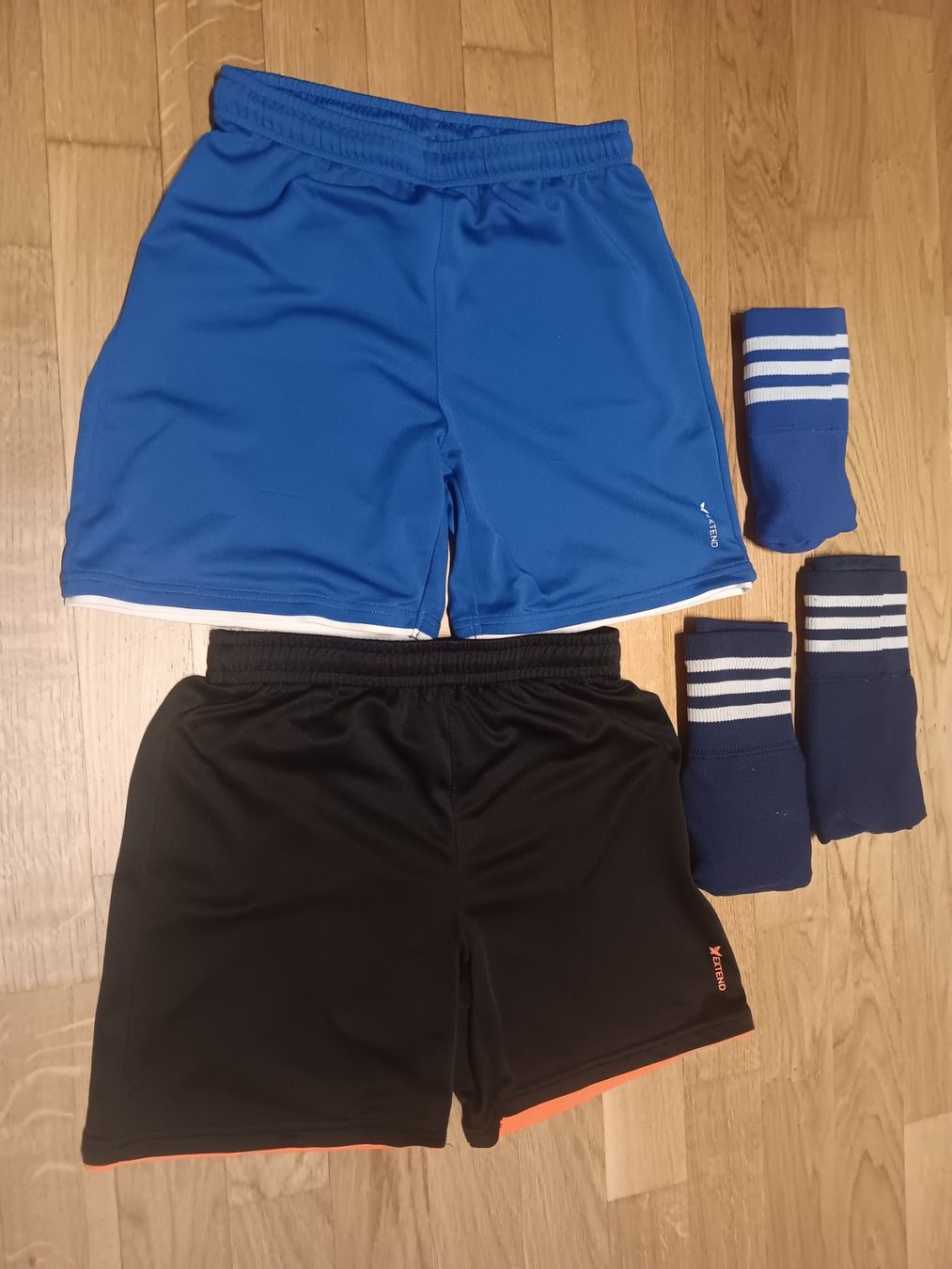 Kleiderpakete & -sets: Kinder Sport Artikel ,Gr.152 – Neu (gemäss Beschreibung) aus Oftringen von WufffWuff