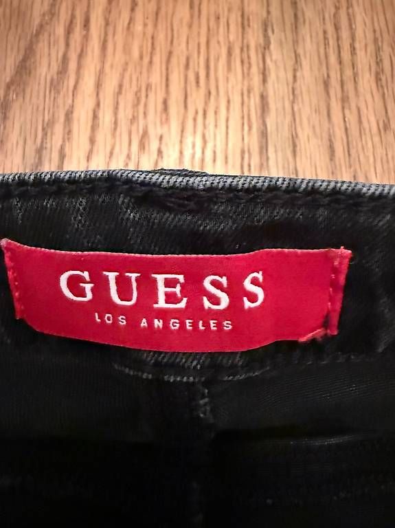 Jeans: Guessjeans Grösse 28 – Gebraucht aus basel von Ystupsi 4