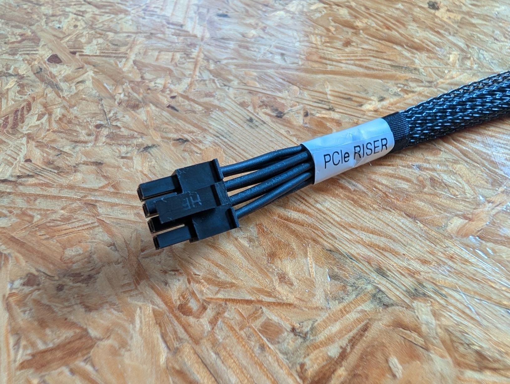 Hewlett Packard Kabel: HPE PCIe RISER GPU Kabel  – Neu (gemäss Beschreibung) aus Pfaffnau von reapcx