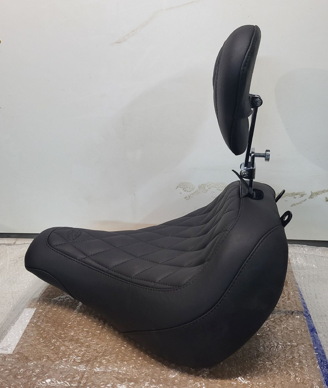 Harley-Davidson Alle Motorradersatzteile: Mustang Sattel 83025, Harley – Neu (gemäss Beschreibung) aus Schönenbuch von Sstark 2