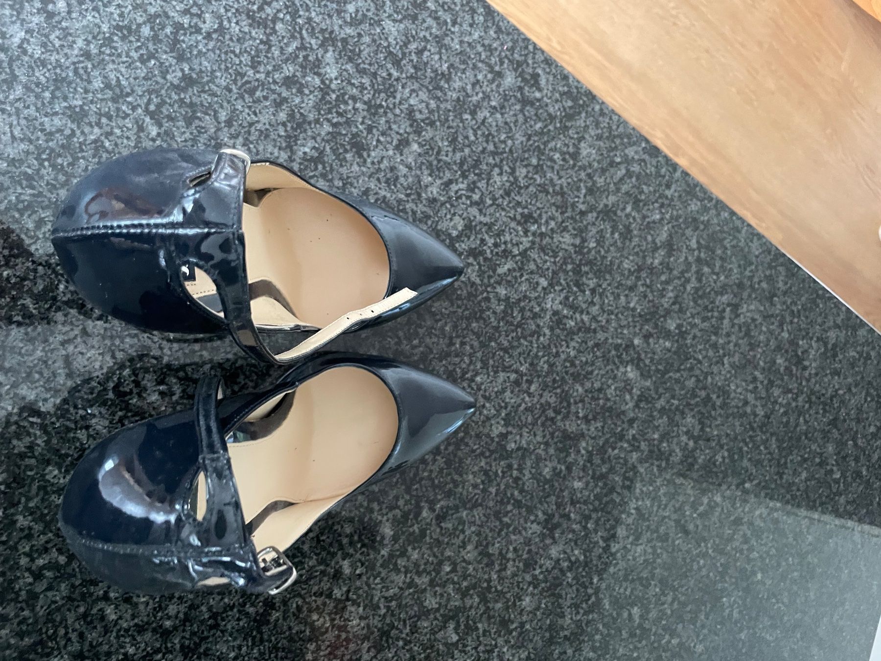 Damenschuhe: Bata Lack Pumps, Dunkelblau, Grösse 37, Top Zustand! – Gebraucht aus Brunnen von ysi_g8tr 2