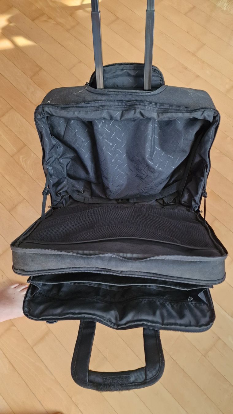 Koffer & Taschen: Rollaktentasche Schwarz guter Zustand – Gebraucht aus Weisslingen von and-lo73 1