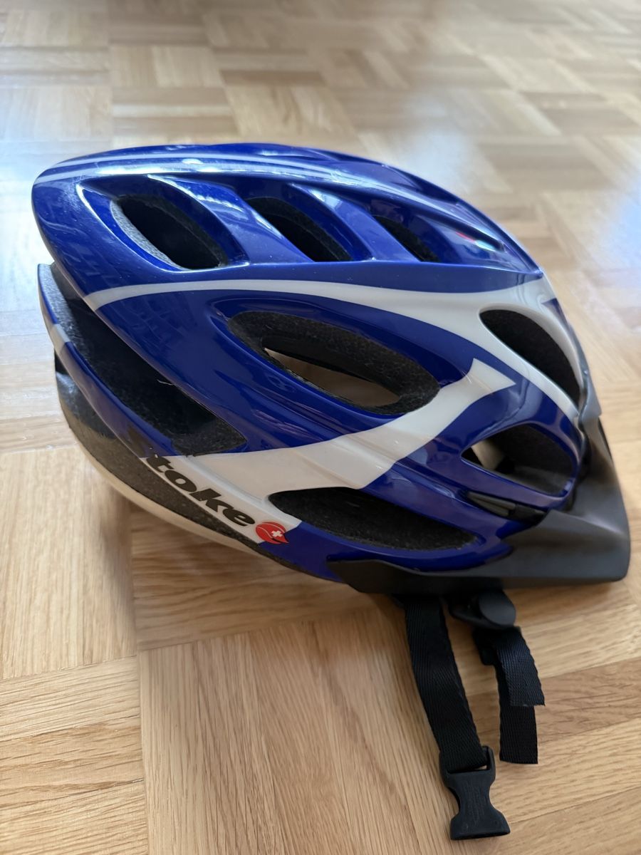 Stoke Caschi: Velohelm Stoke blau/weiss – Usato da Zürich venduto da rapido06