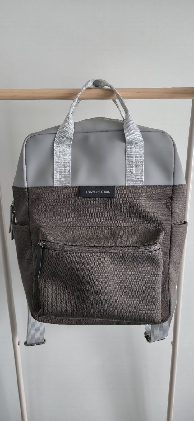 Kapten & Son Zaini: Kapten & Son Modell Bergen Grey Black  – Nuovo (secondo la descrizione) da Schwerzenbach venduto da Jamacy