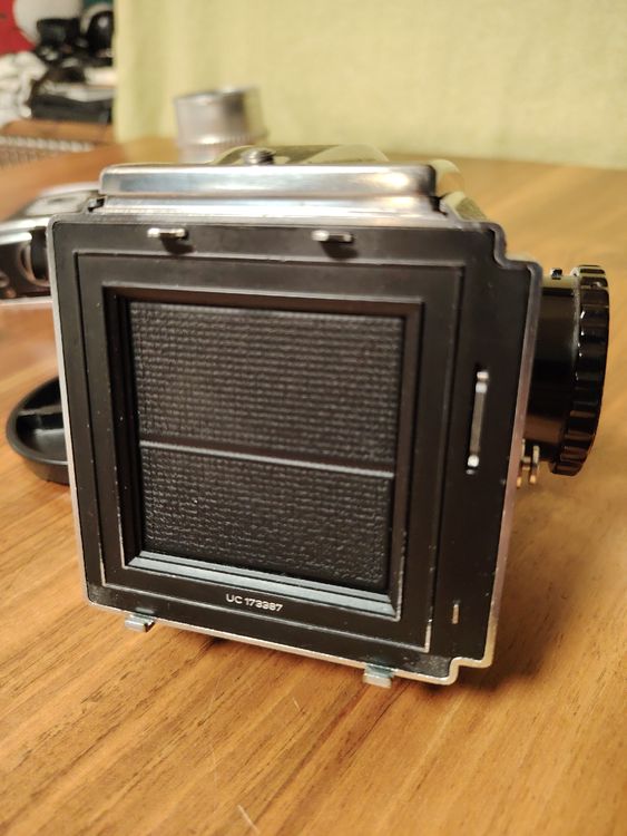 Hasselblad 500C/M Mittelformatkamera mit Zubehör (Gebraucht) in