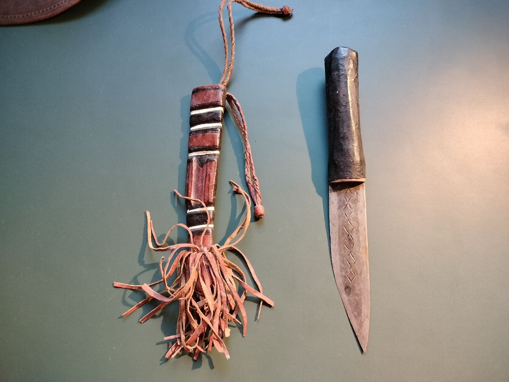 Posate: Machette + couteau africain artisanal décoré cuir – Usato da Leytron venduto da jer_gq8p 5