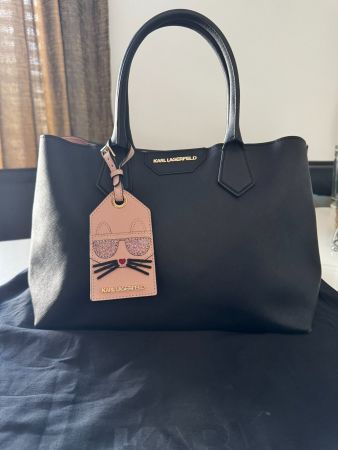 Karl Lagerfeld Shopper Tote Bag Black/Rosé + Choupe.Anhänger