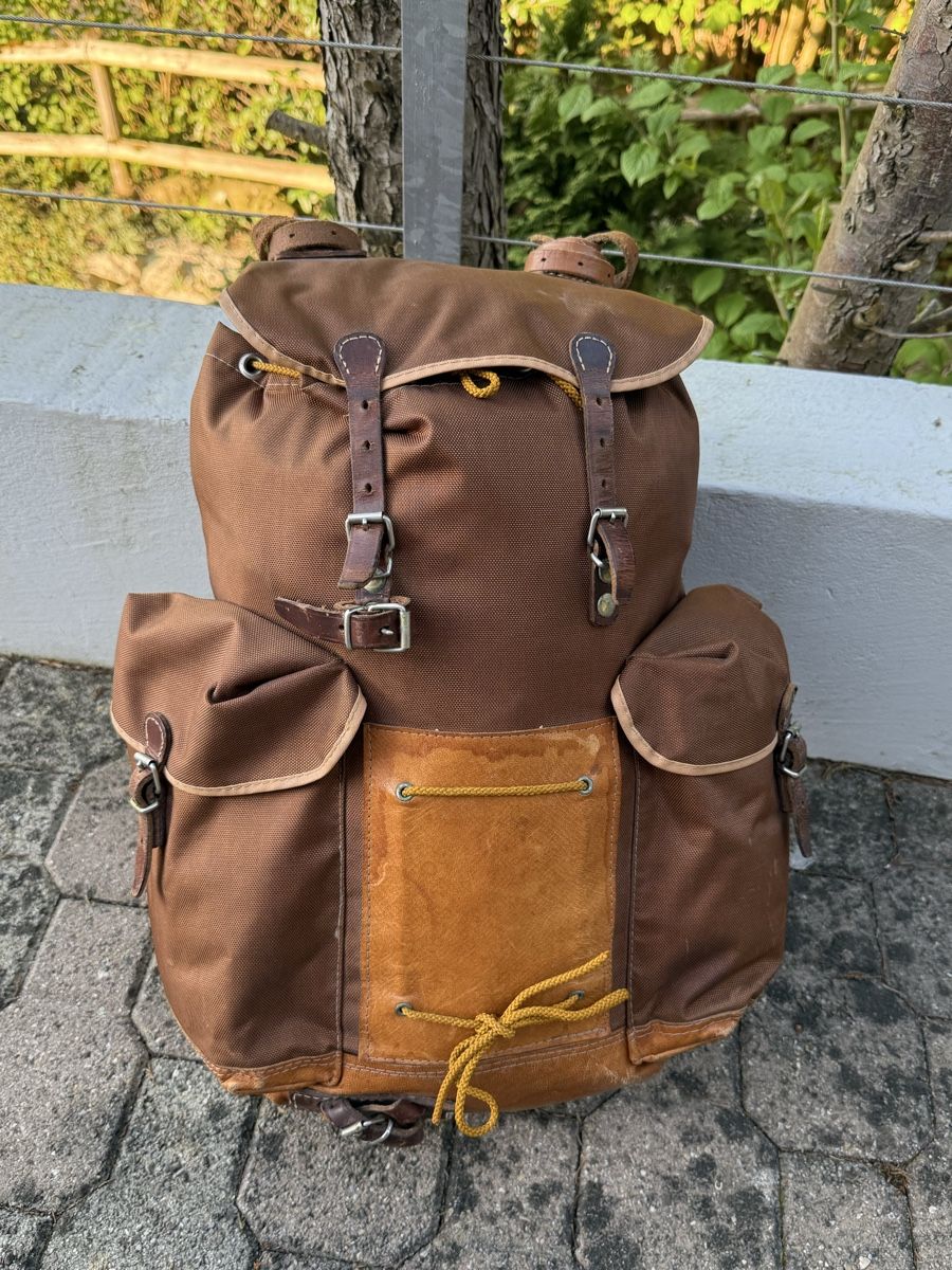 Schweizer Armee Zaini: Vintage Schweizer Militär Rucksack – Usato da Aarburg venduto da Schatzaffe 2