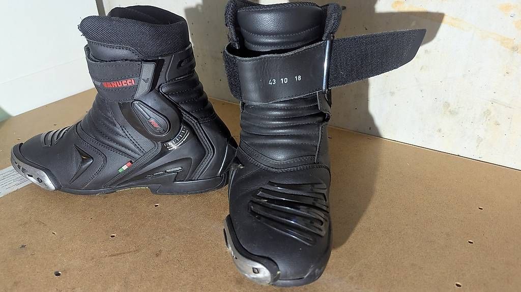 Vanucci Scarpe da uomo: Motorrad-Stiefel Marke: VANUCCI – Usato da Altdorf UR venduto da Walhalla59 2