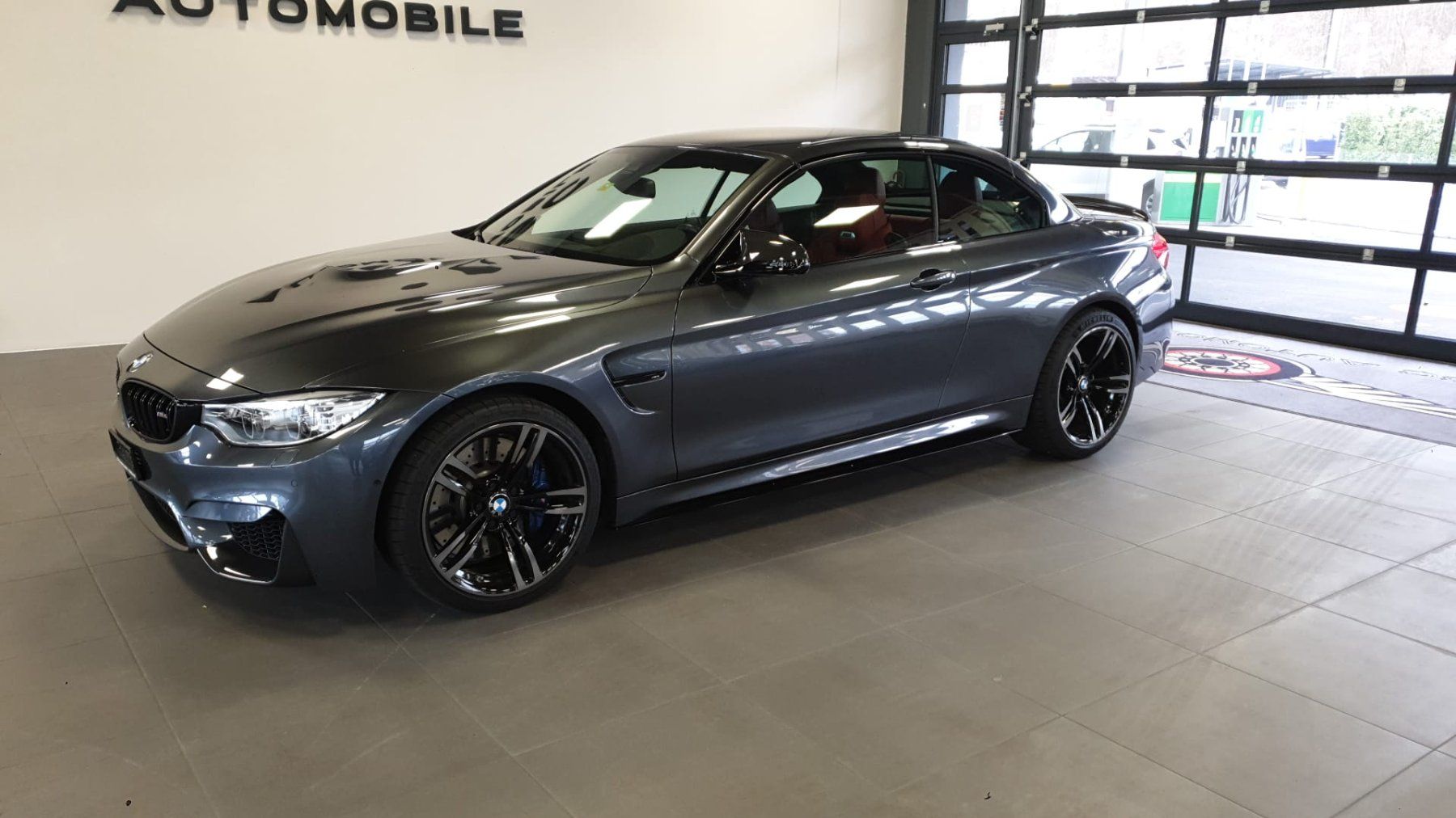 BMW Automobili: BMW 4er Cabrio - MPerformace Carbon Paket – Usato da Neuchâtel venduto da AGDC