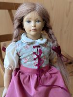 Heidi Ott Puppe, 34 cm, mit Puppenstuhl